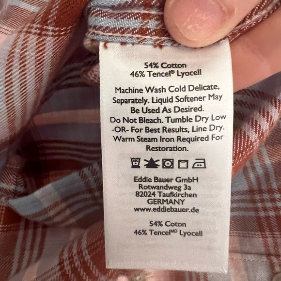 Eddie Bauer Women’s M Flannel Button-down long sleeve shirt, Collared - Picture 7 of 7